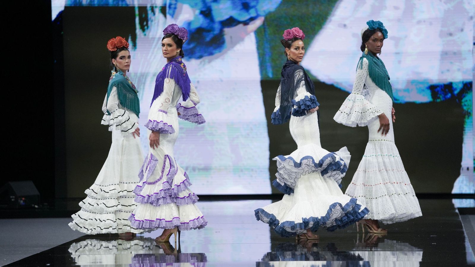 El desfile de Diseño Hermanas Serrano en SIMOF 2026.