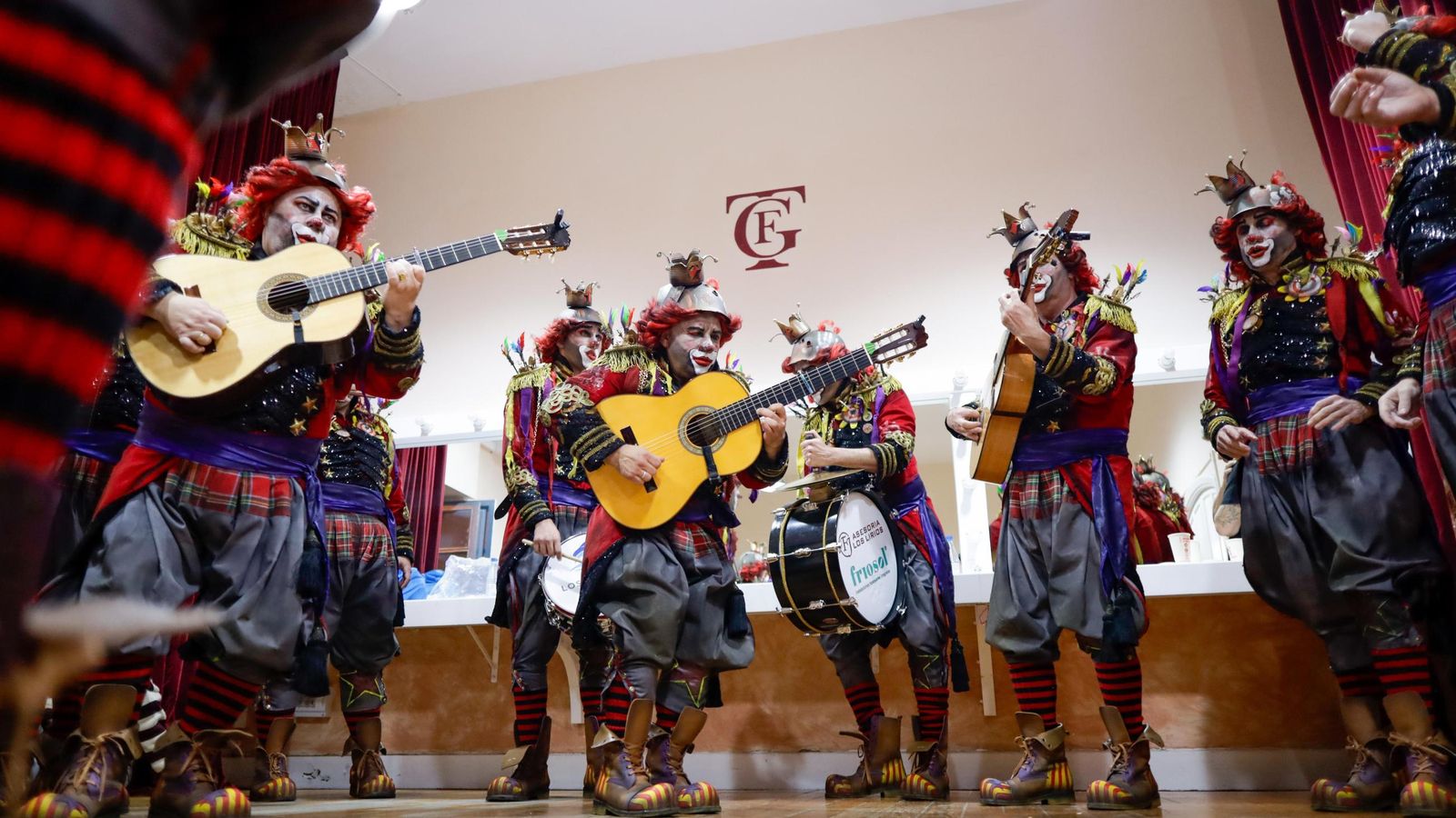 Búscate entre las mejores imágenes de la primera sesión de semifinales del COAC 2025