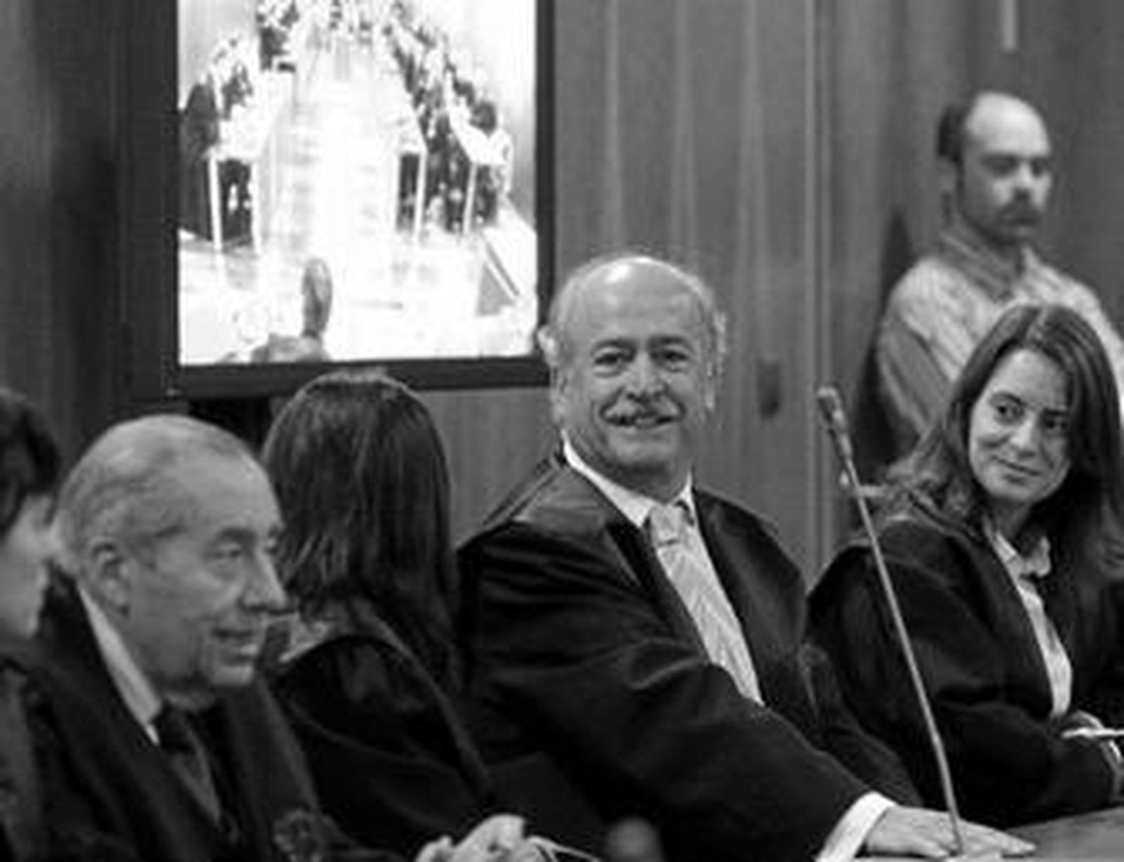 La Fiscalía inicia el recurso contra la sentencia del caso Ballena Blanca