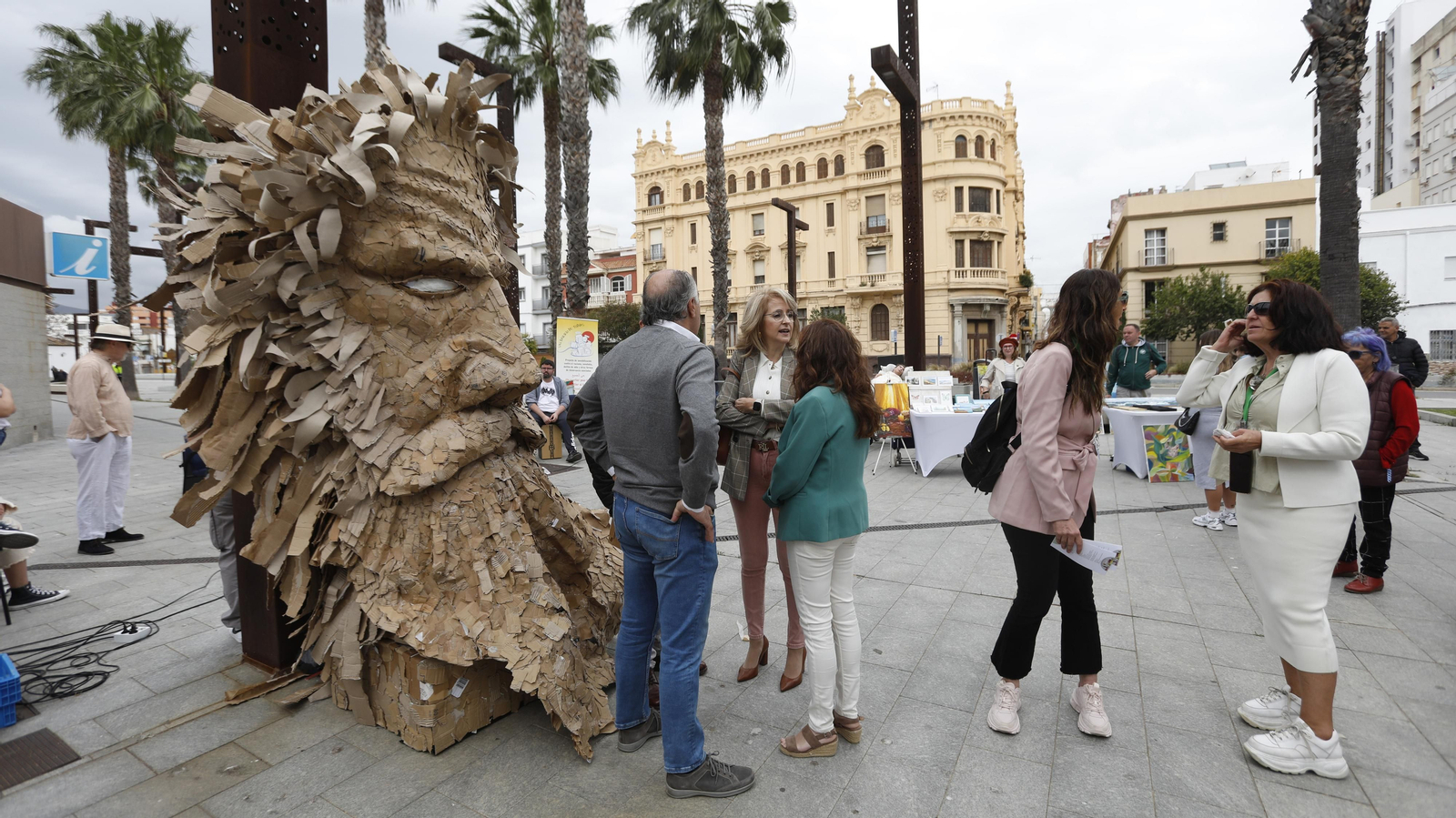 Fotos de las actividades por el Día Mundial del Arte en Algeciras