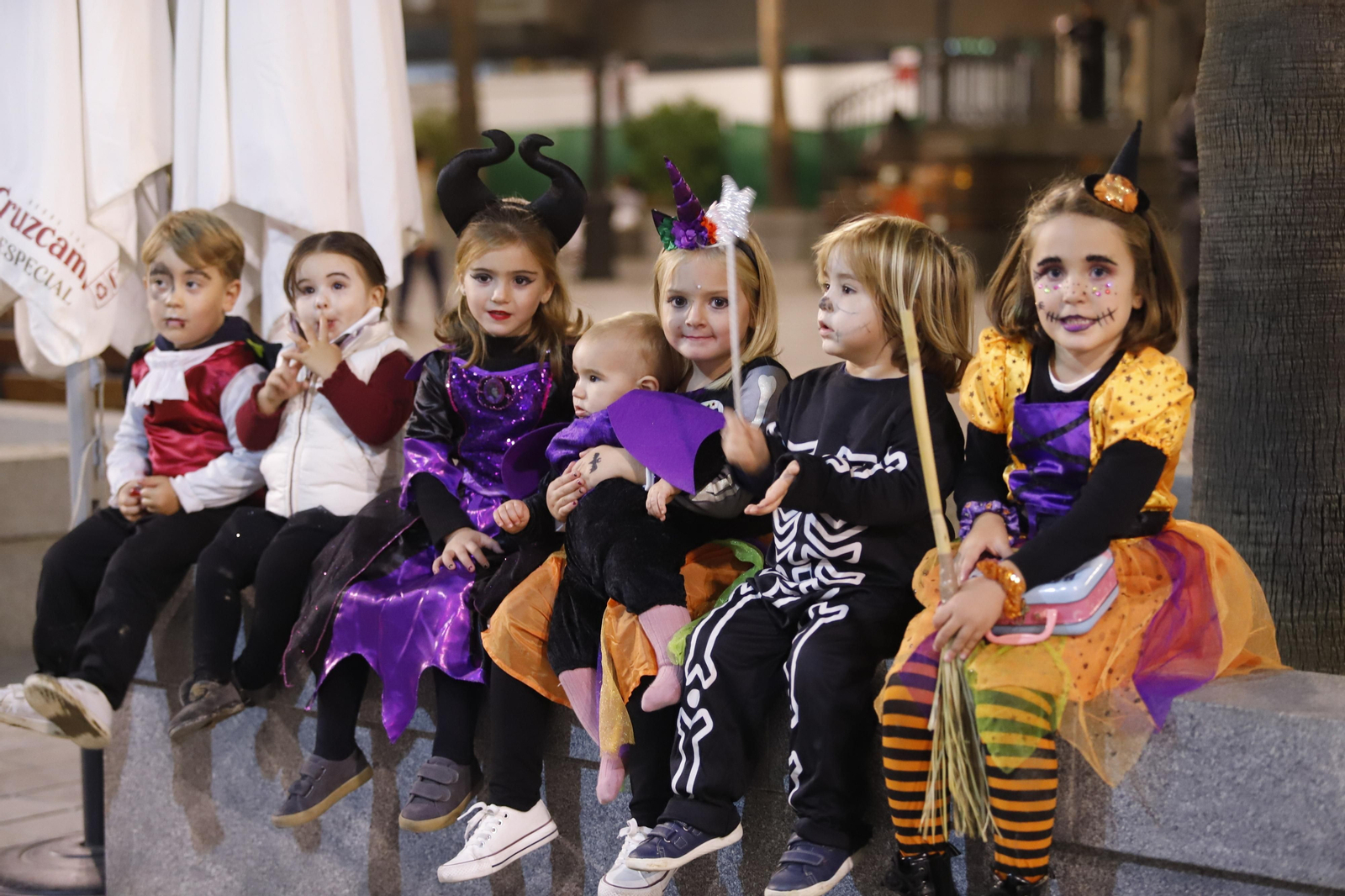 Ambiente de Halloween en las calles de Huelva