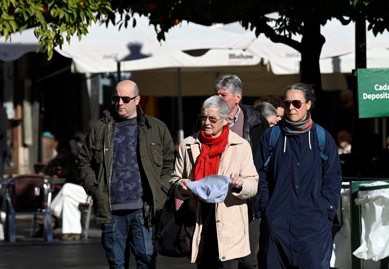 Los cordobeses salen a la calle en el primer día de 2025, en imágenes