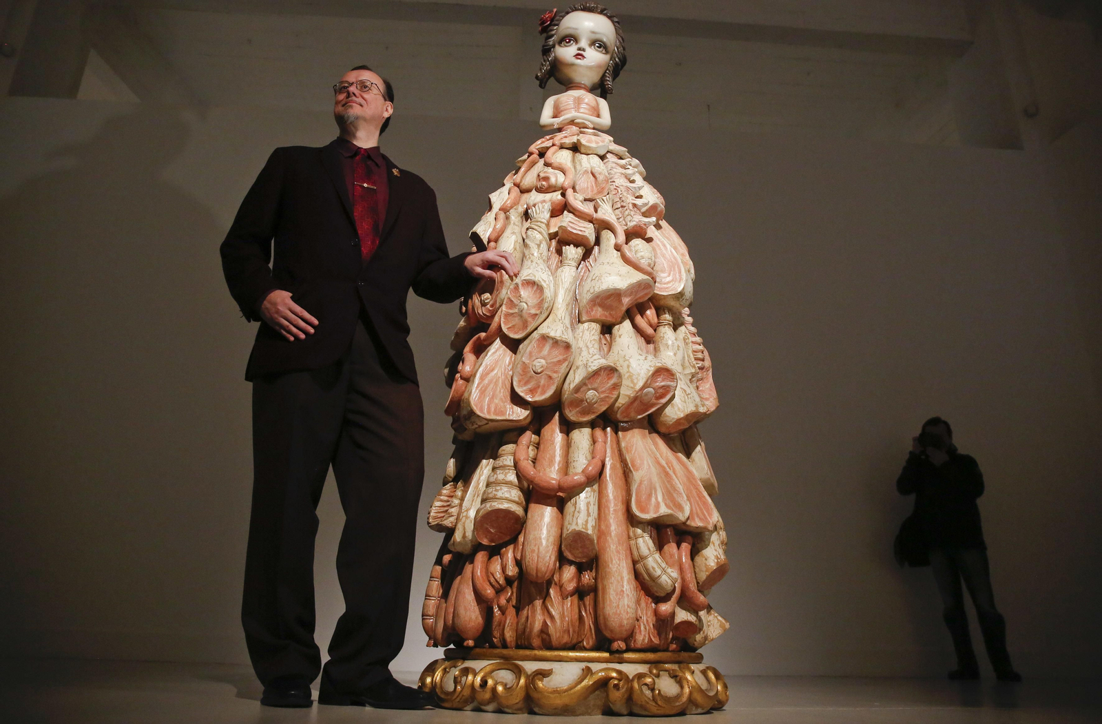 'Cámara de las maravillas', la exposición restrospectiva de Mark Ryden en el CAC