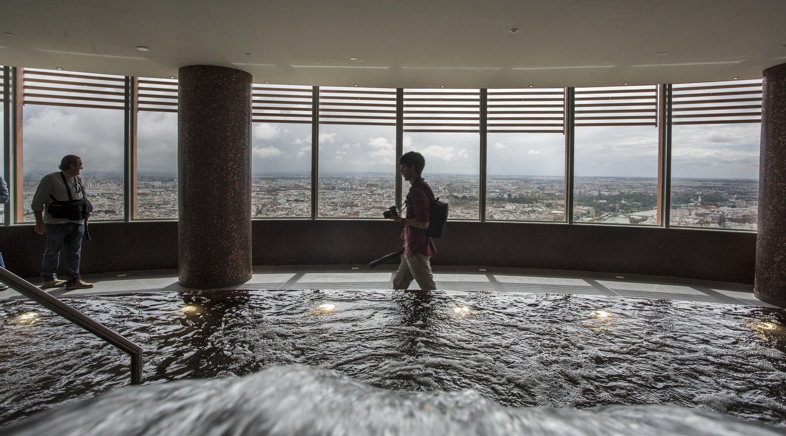 El spa con vistas en la planta 35.