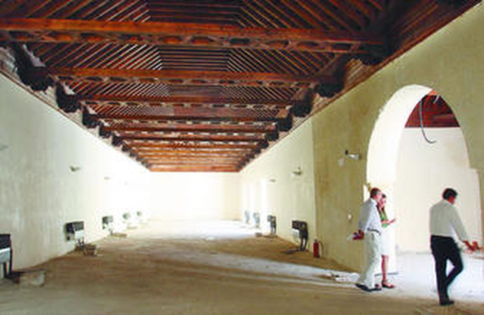 Torre del edificio, único elemento que queda del antiguo palacio almohade.