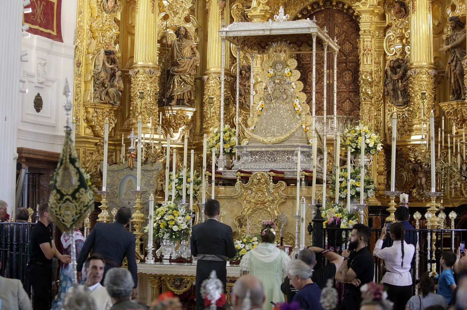 El Rocío 2023: Imágenes de ambiente y presentaciones de las Hermandades