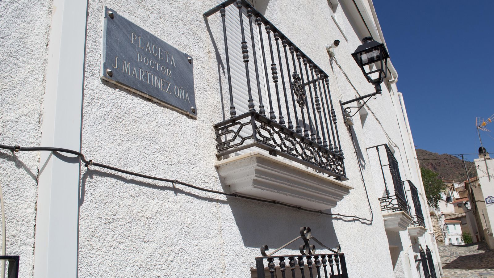 Placeta Dr. Martínez Oña