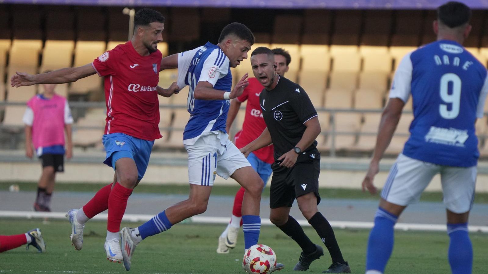 Charaf, en un lance del encuentro.