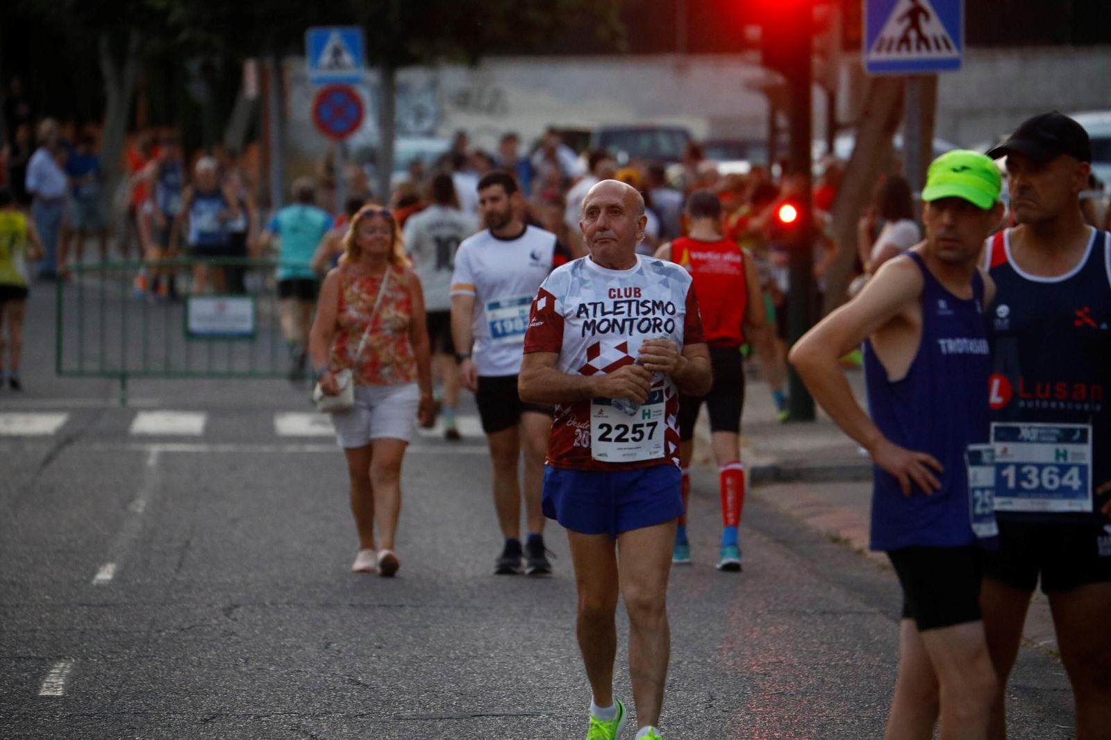 Las mejores fotos de la XXII Nocturna Trotacalles de Córdoba