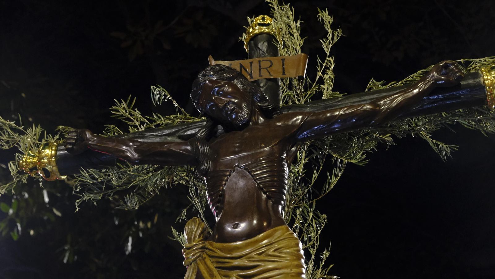 Las imágenes del Vía Crucis del Cristo de la Escucha