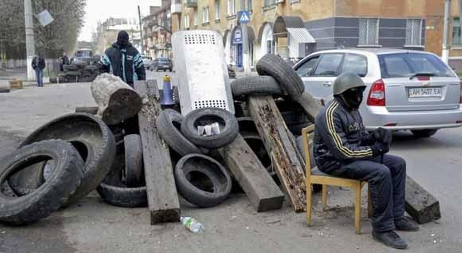 Los prorrusos se hacen fuertes en Sláviansk ante la operación antiterrorista
