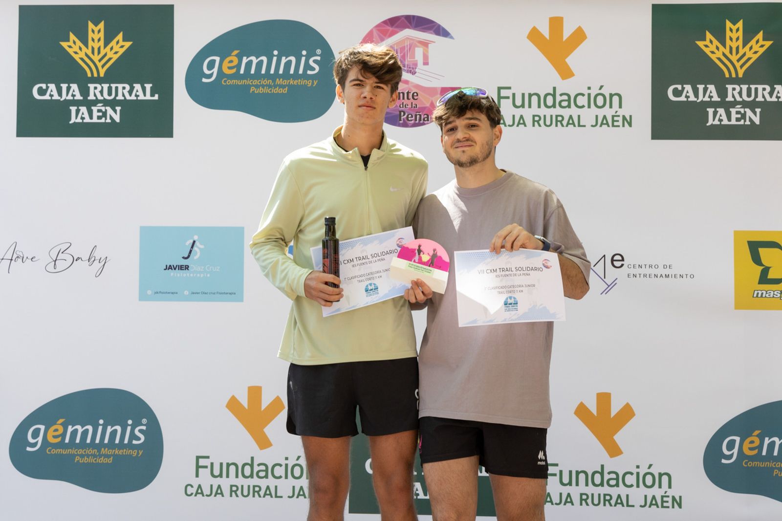 En imágenes: kilómetros para la esperanza de Celia en el CxM Trail Solidario IES Fuente de la Peña (II)