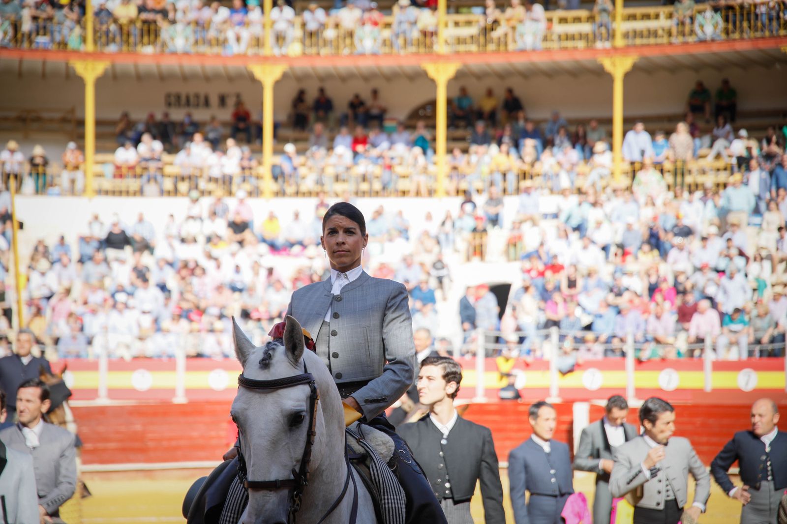 Imágenes del festival mixto lucha contra el cáncer