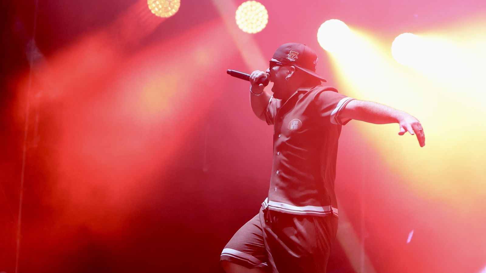 El intérprete inauguró el Cabaret Festival.