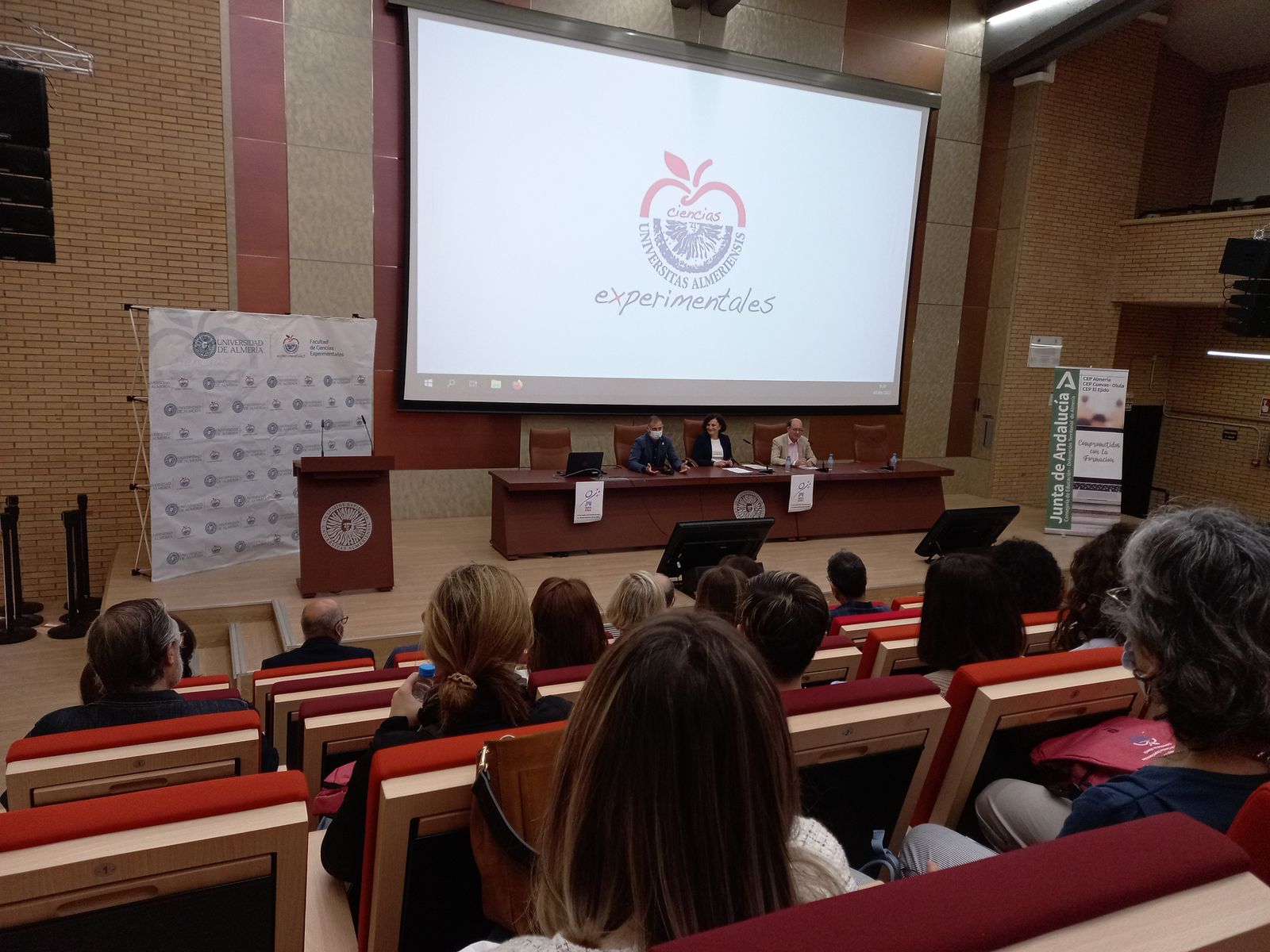 Más de 80 profesores de 35 centros educativos en las IV Jornadas del Profesorado de Matemáticas