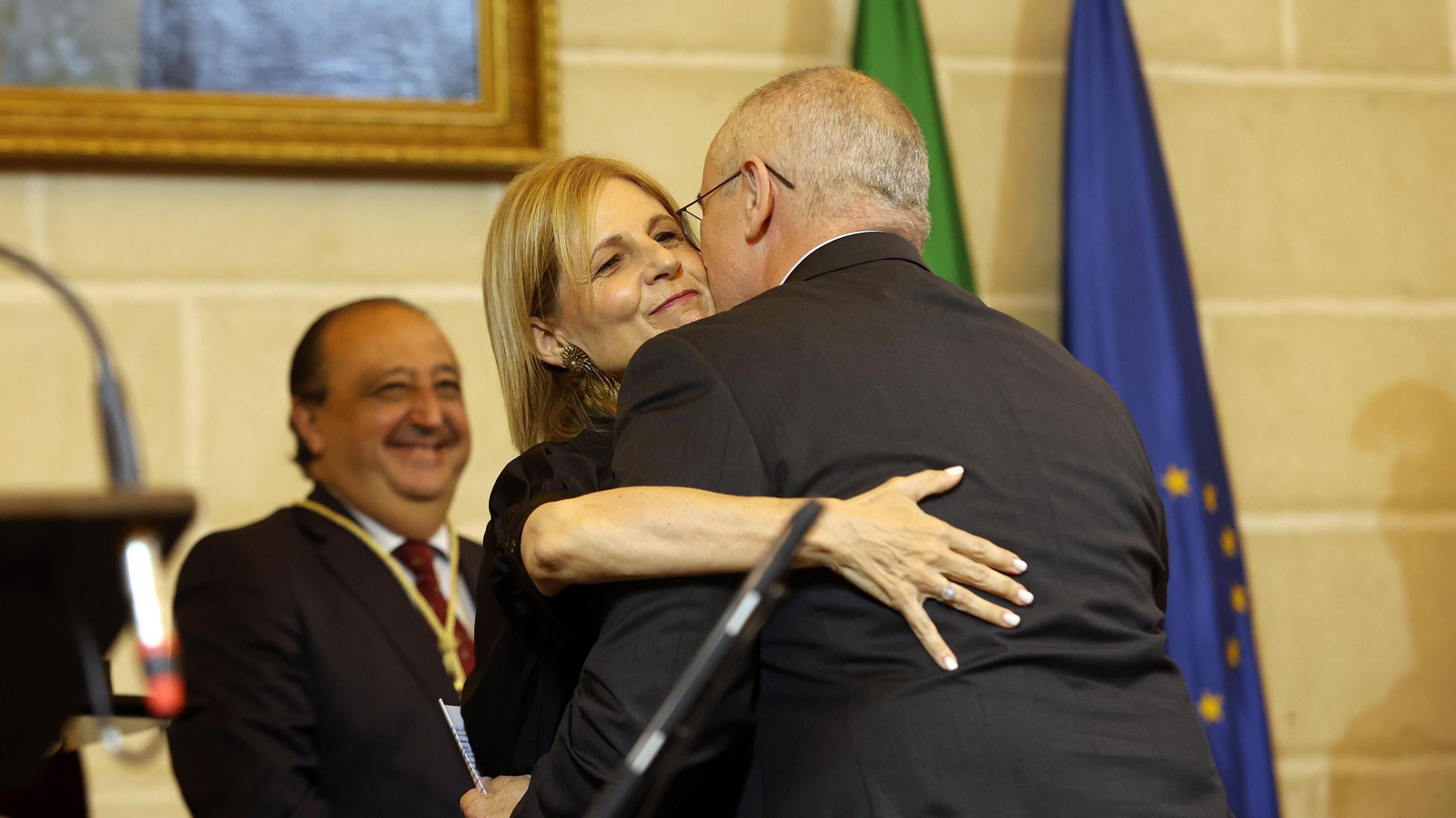 Imágenes de la entrega de la Medalla de Oro de la Ciudad de Jerez a la Hermandad de la Coronación