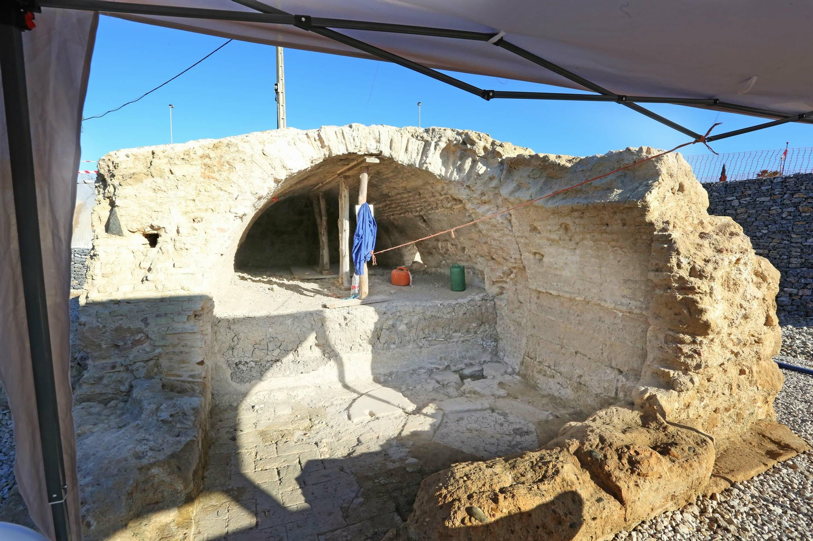 Imágenes del yacimiento arqueológico de La Corta