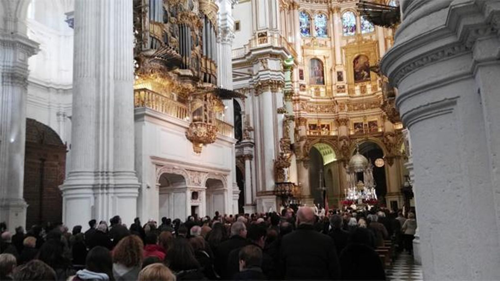 Interior del templo.