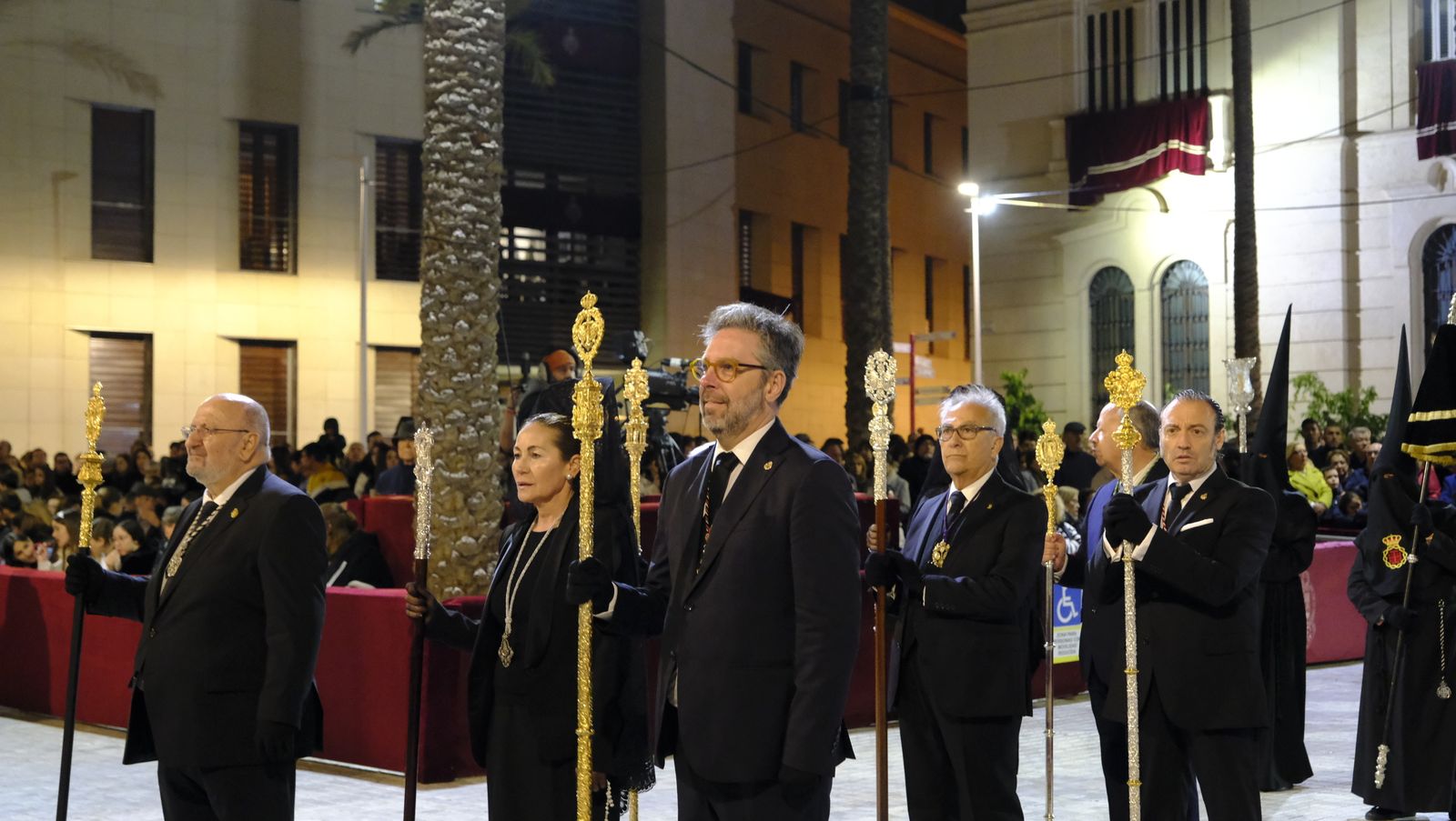Las mejores imágenes del Santo Sepulcro, en Almería