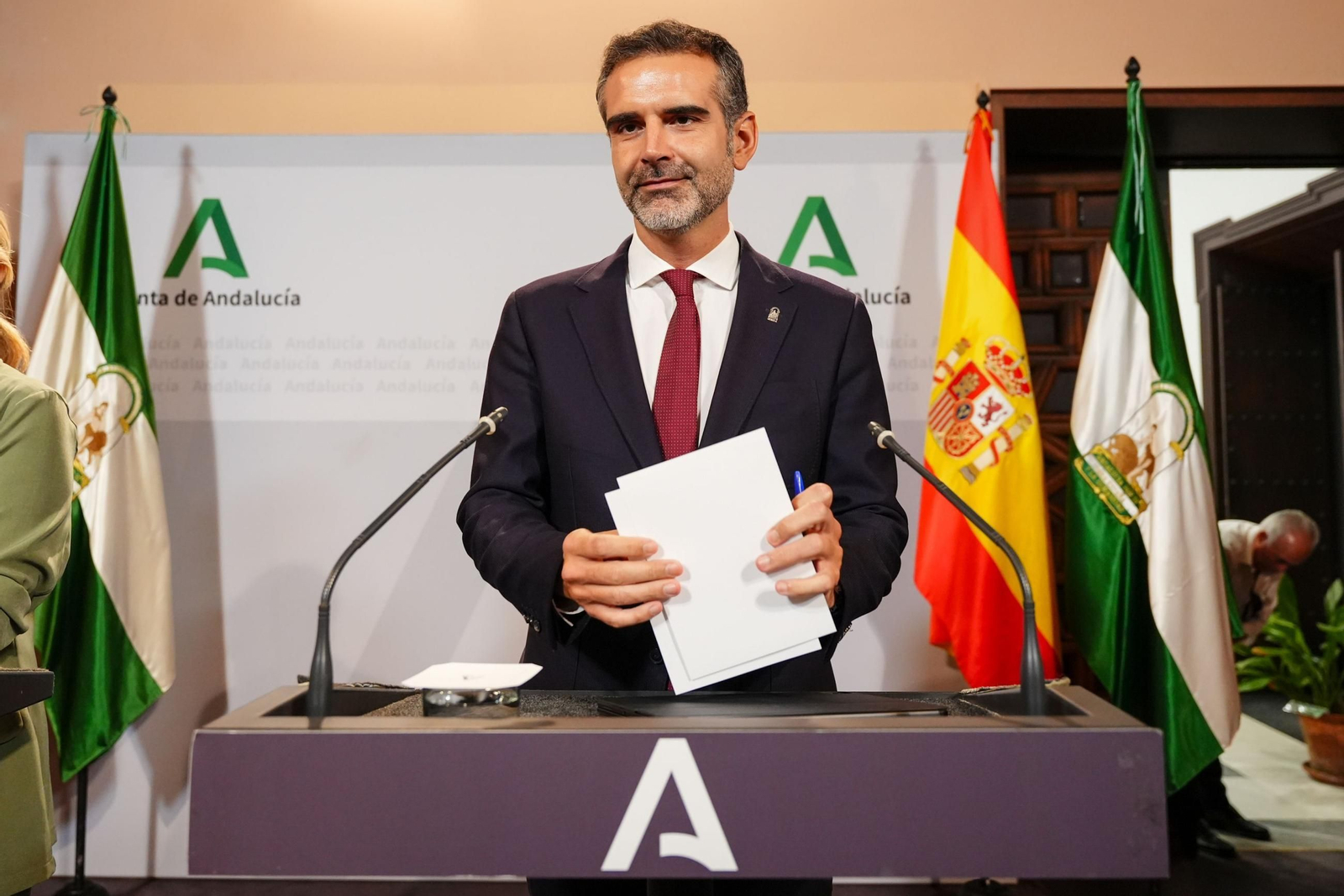 l consejero de Agricultura, Pesca, Agua y Desarrollo Rural, Ramón Fernández-Pacheco, en rueda de prensa.