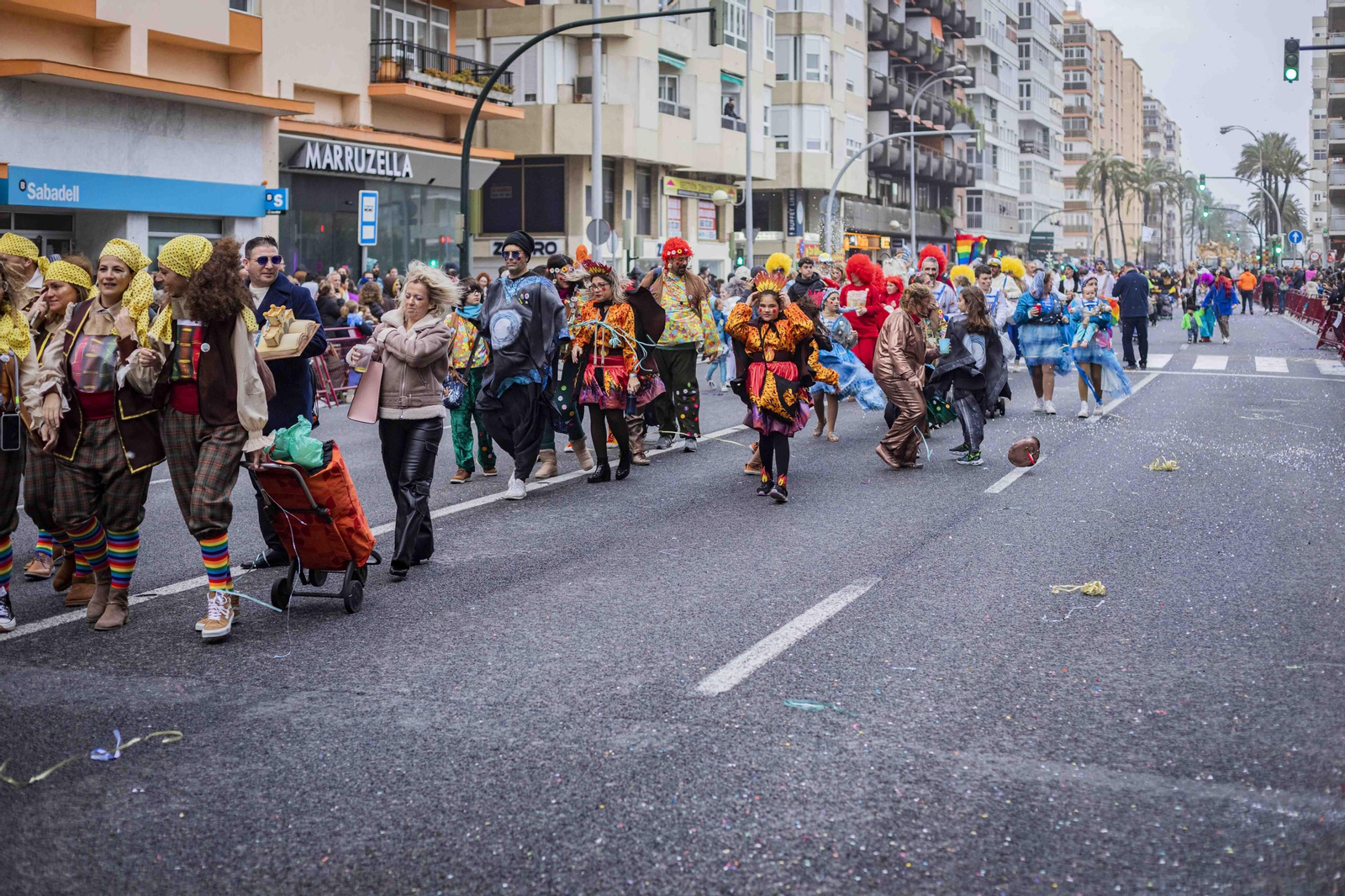 La Cabalgata Magna del Carnaval de Cádiz 2024, en imágenes