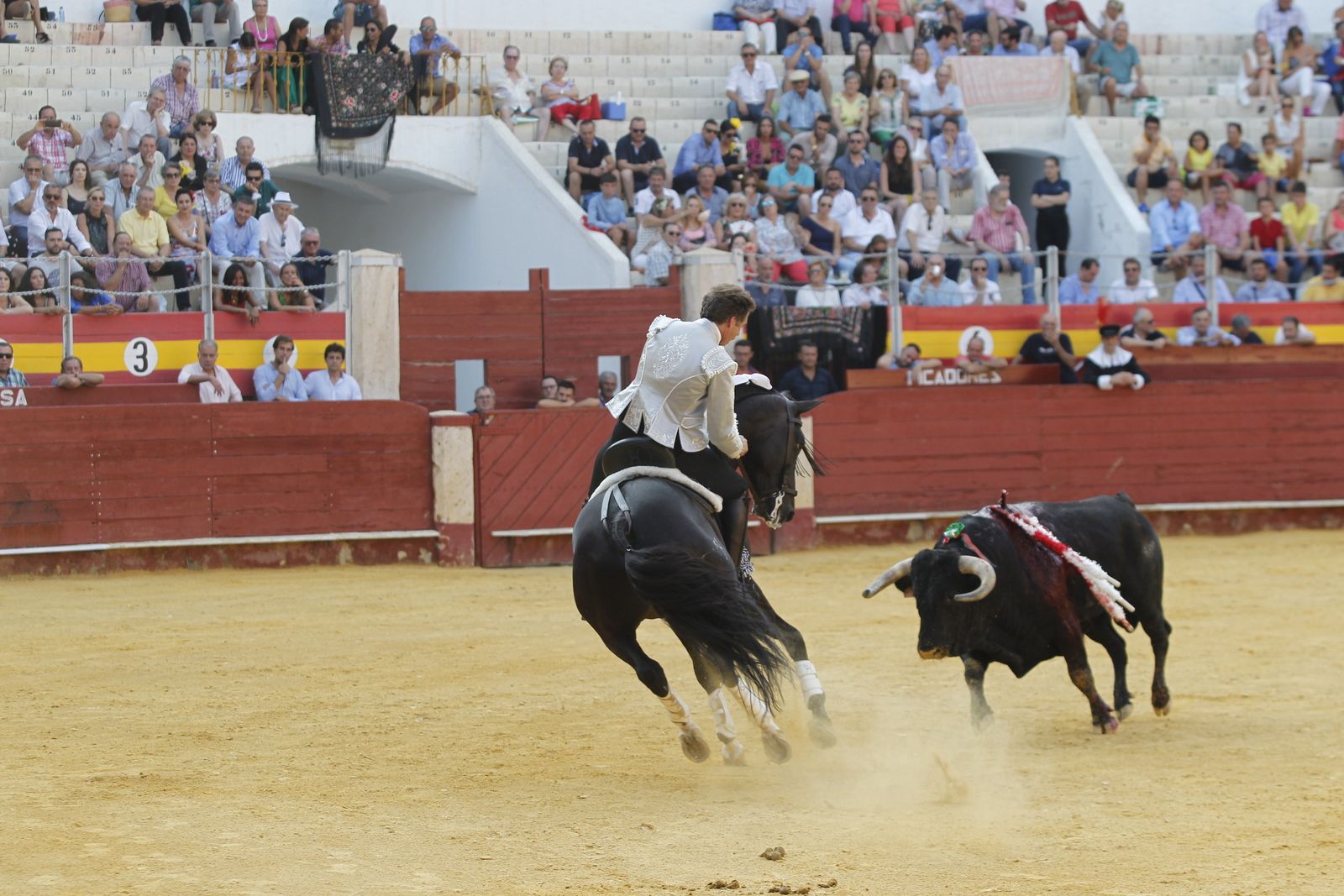 Fotogalería corrida de rejones. Feria de Almería 2019