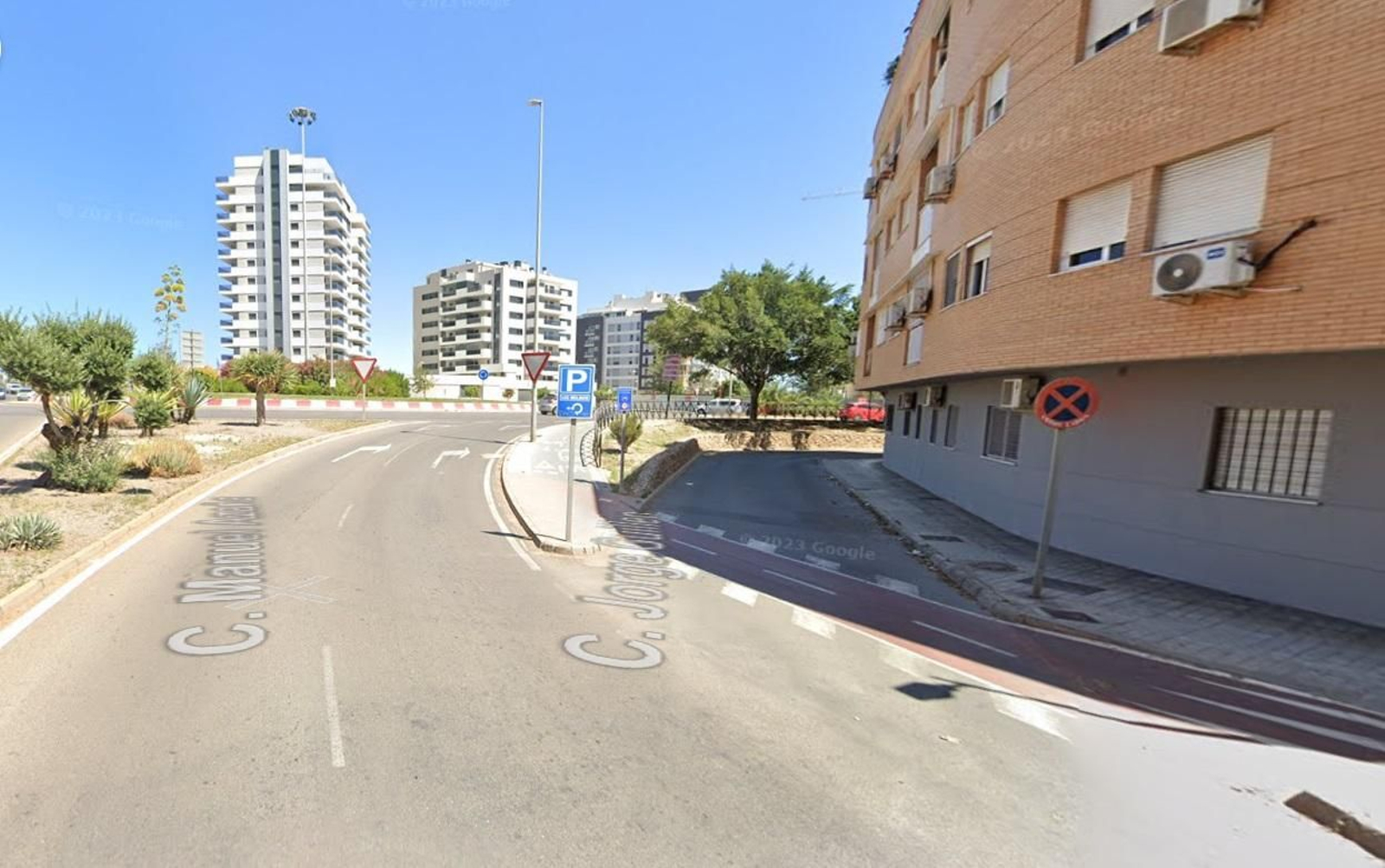 Cruce entre las calles Manuel Azaña y Jorge Guillén donde presuntamente sucedió la agresión