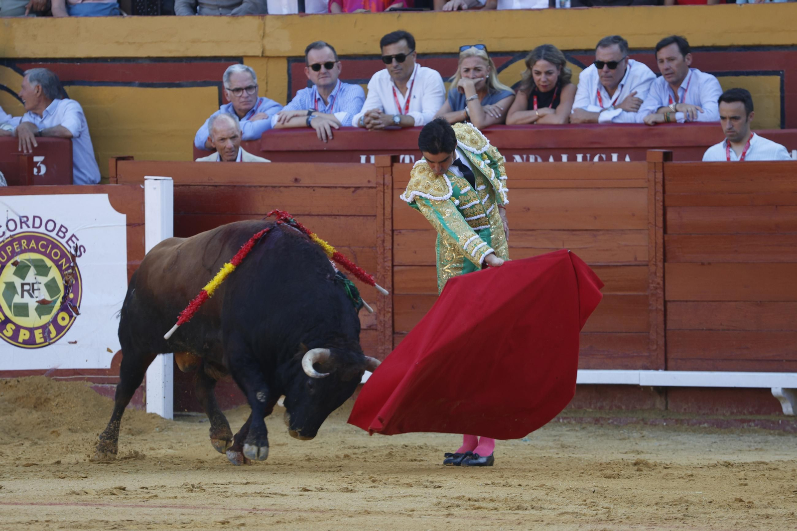 Fotos de Perera, Luque y Galván con toros de Fuente Ymbro en la primera corrida de la Feria de Algeciras 2025