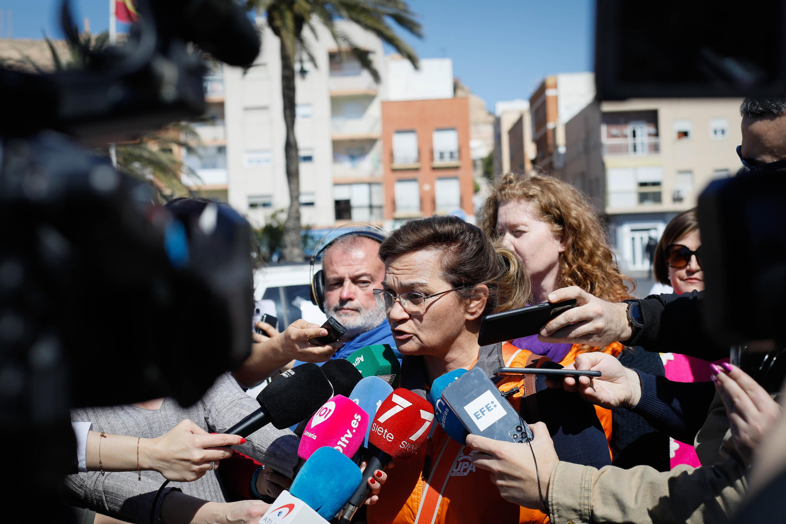 Los agricultores colapsan el puerto de Almería
