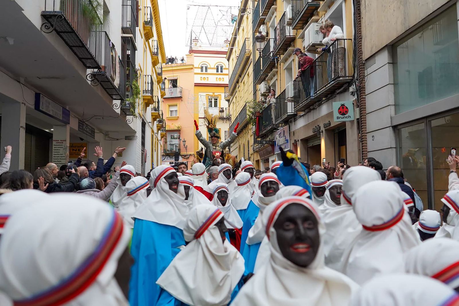 Las fotos del Heraldo Real en Sevilla