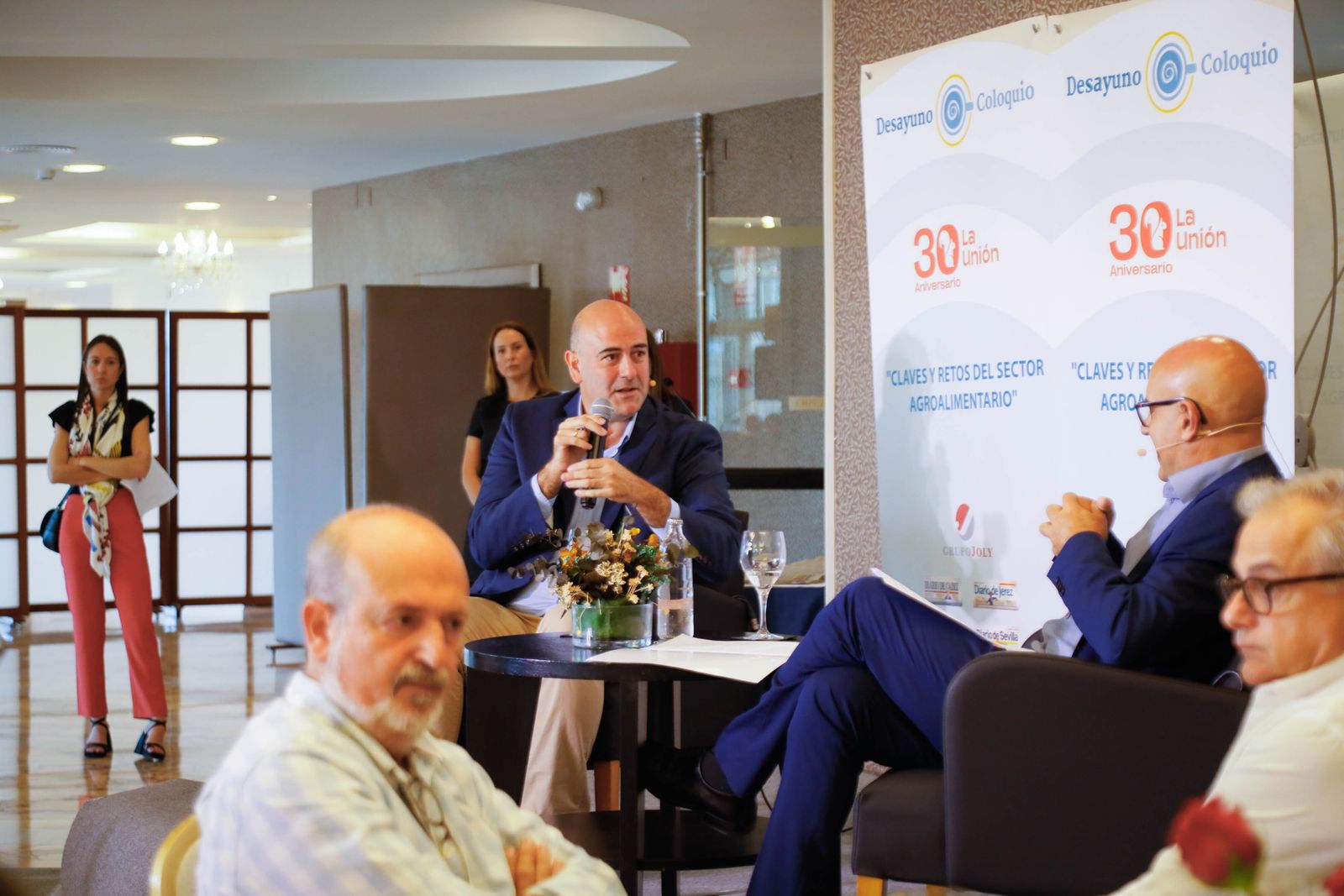 Imágenes del desayuno coloquio de Diario de Almería, con Jesús Barranco, CEO de La Unión