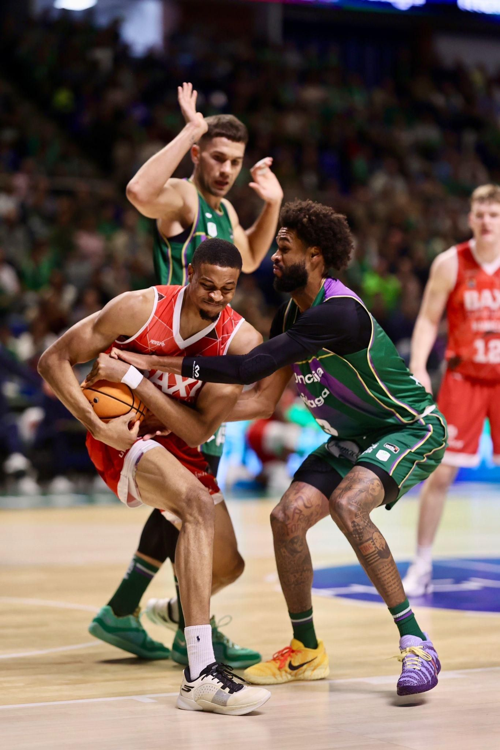 El Unicaja-Baxi Manresa, en fotos