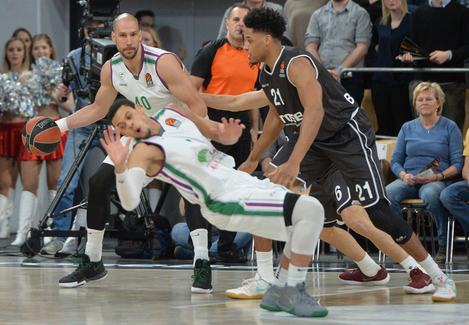 El paso de Augustine Rubit por el Carpena en un Unicaja-Brose de Euroliga