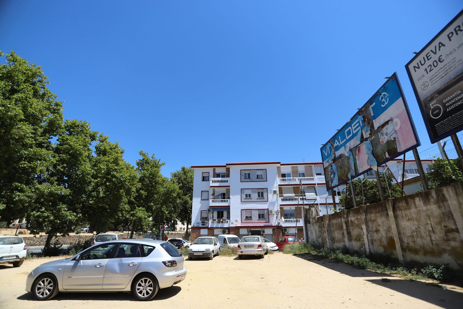 Solar donde se va a construir la nueva parroquia Cristo Sacerdote de Huelva. Solar donde se va a construir la nueva parroquia Cristo Sacerdote de Huelva.