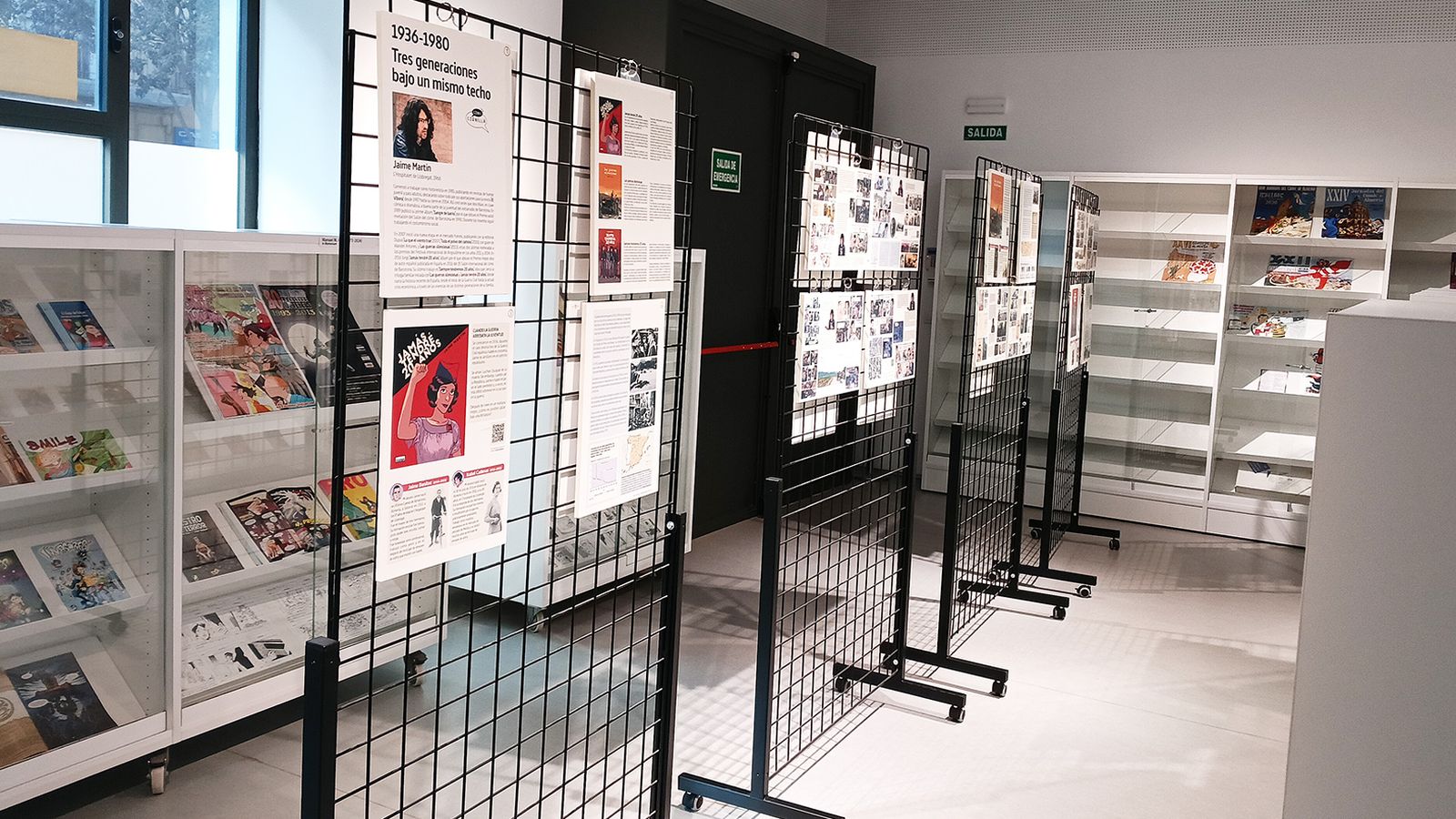 Panorámica de la exposición que se exhibe en la Biblioteca Central.