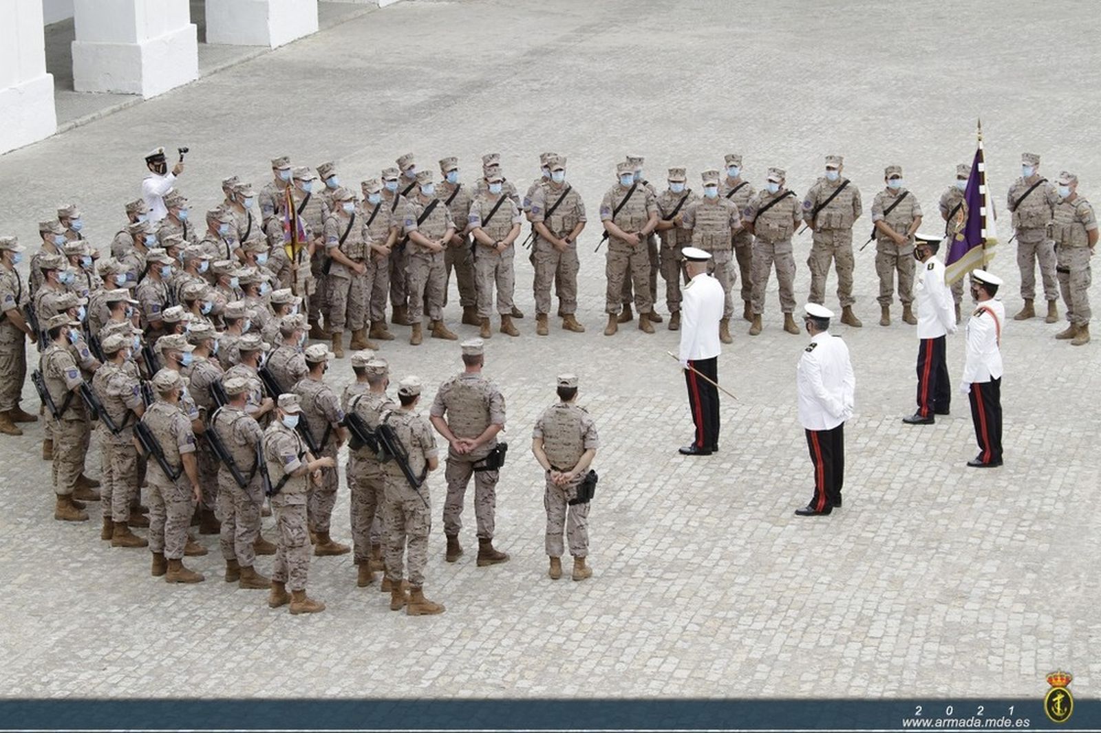 El general José Luis Souto da la bienvenida a los infantes desplegados en Mali.