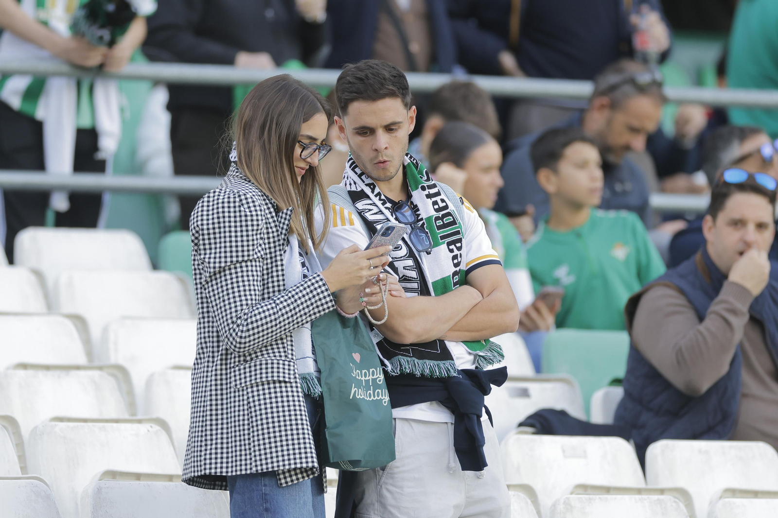 Búscate en las fotos del Betis-Real Madrid