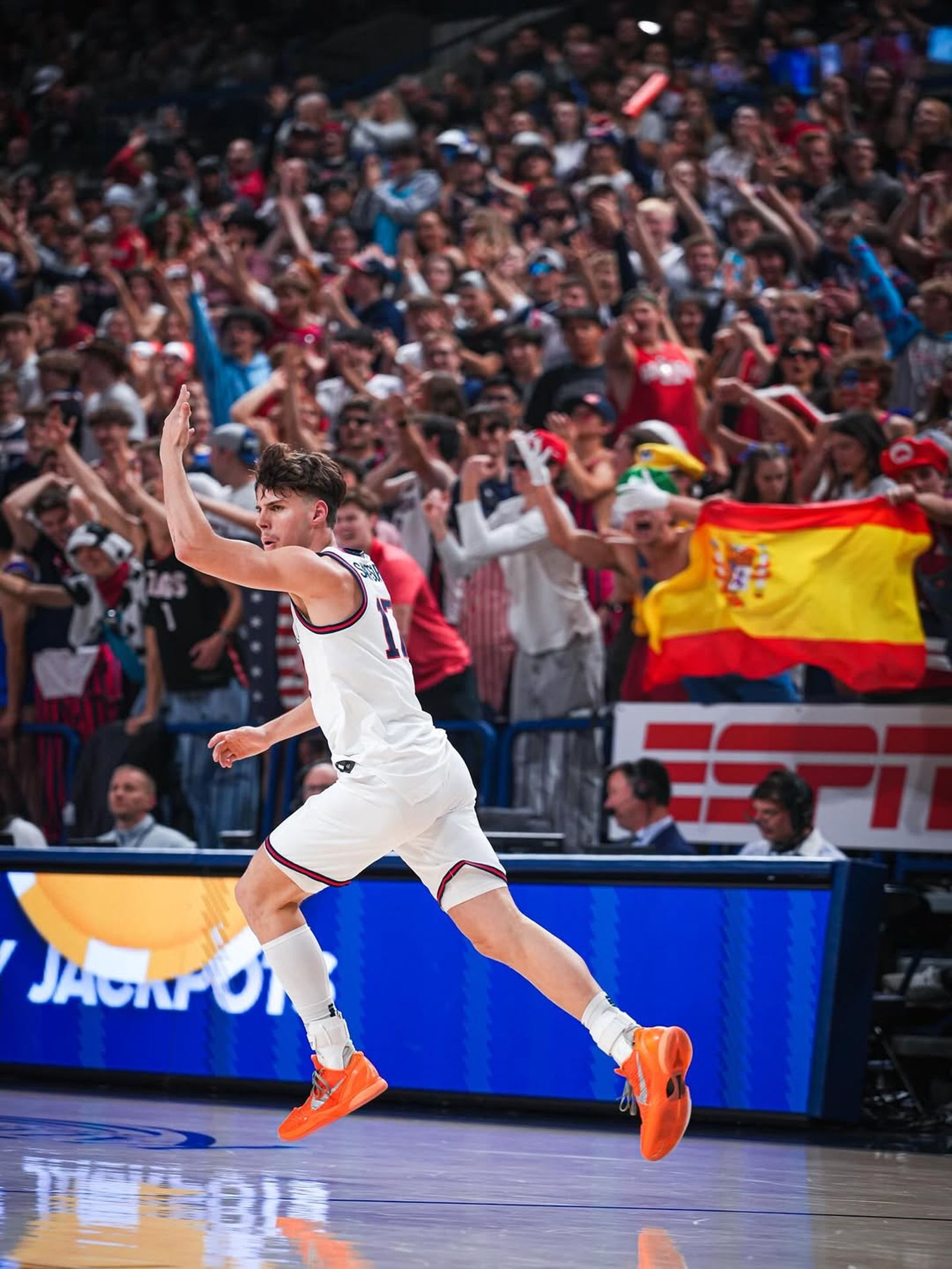 NCAA: Mario Saint-Supéry brilla en el triunfo de Gonzaga