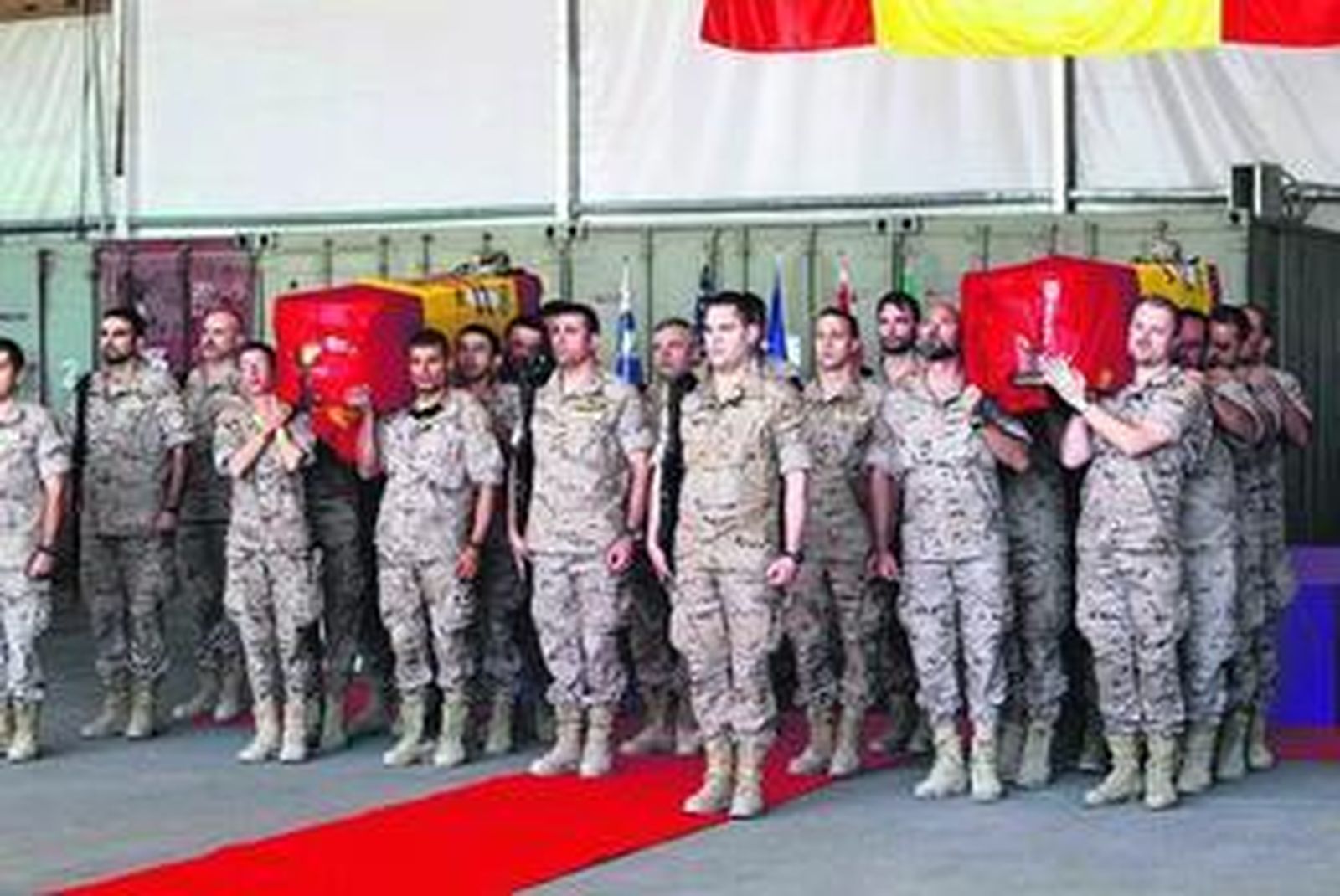 Homenaje a los militares fallecidos