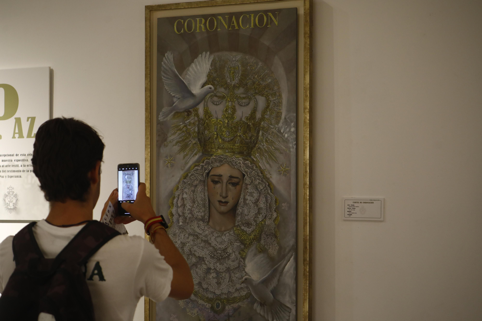 La hermandad de la Paz de Córdoba enseña los estrenos de la coronación, en imágenes