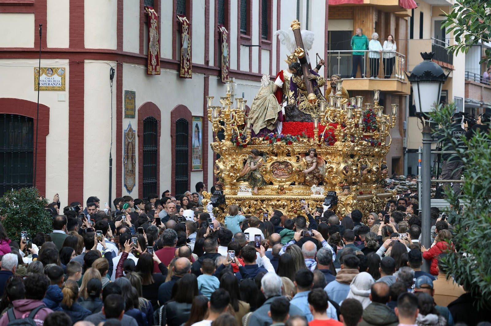 Procesión de la Hermandad de Nuestro Padre Jesús de las Penas en sus Tres Caídas en Huelva. Procesión de la Hermandad de Nuestro Padre Jesús de las Penas en sus Tres Caídas en Huelva.