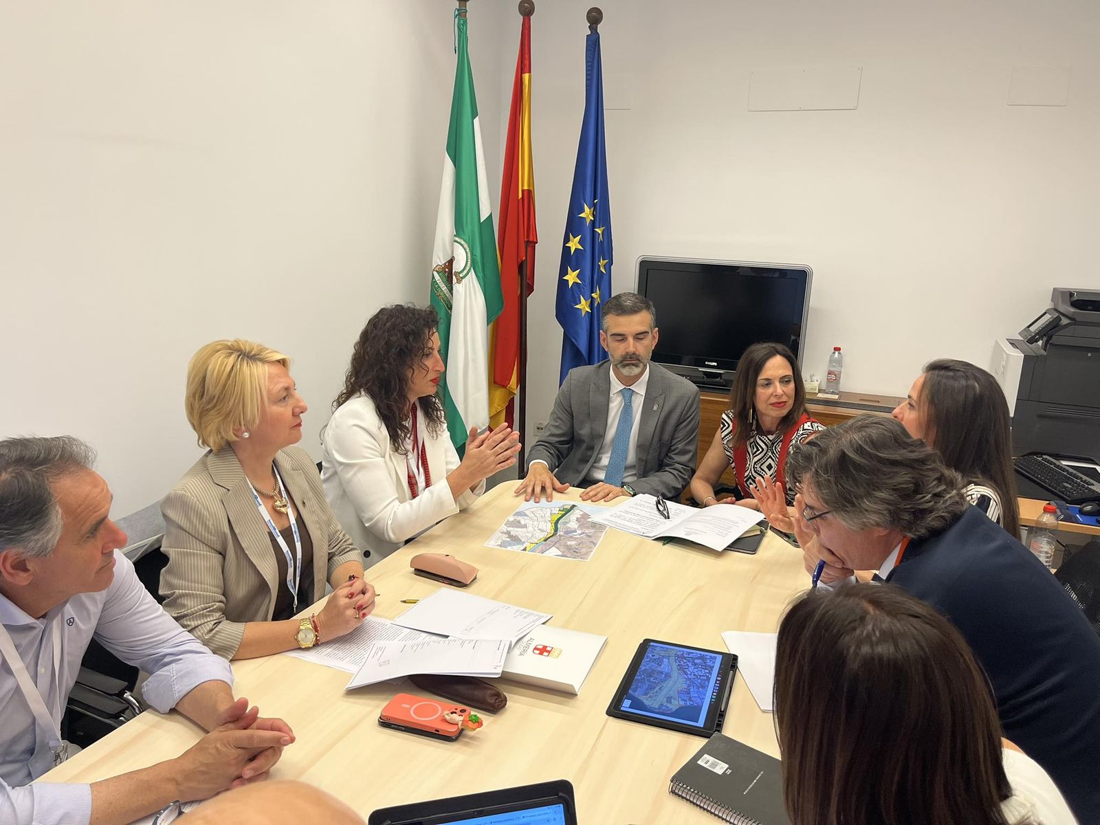 La alcaldesa y la concejal de Urbanismo con Fernández-Pacheco y Díaz Jiménez