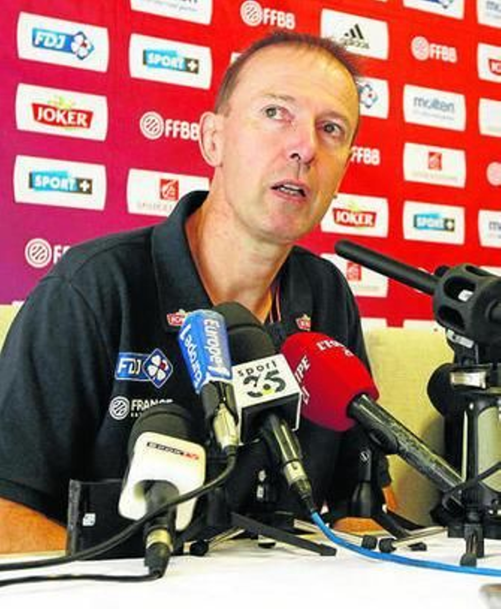 Vincent Collet, seleccionador francés, ayer en rueda de prensa.