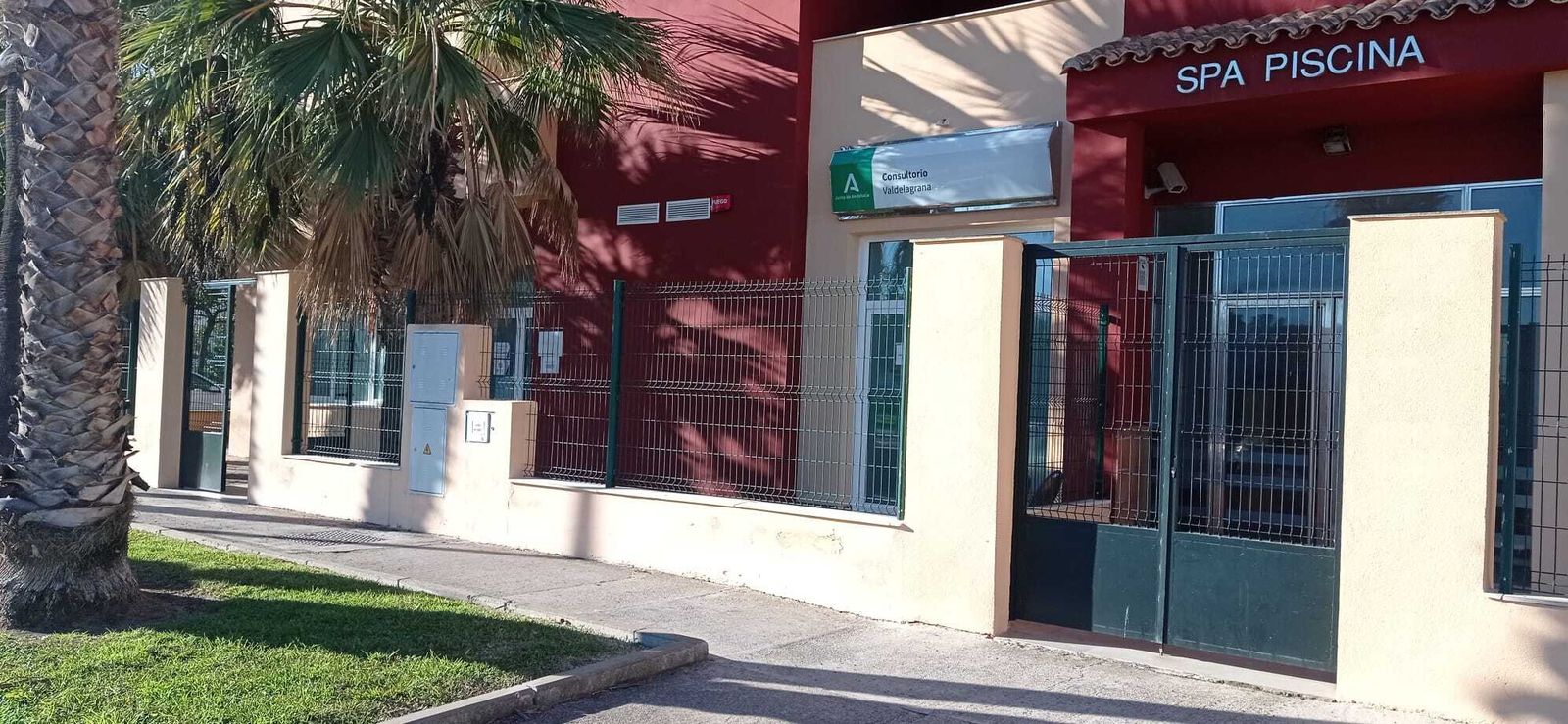 Los vecinos de Valdelagrana piden un pediatra para el centro de atención primaria de la urbanización.