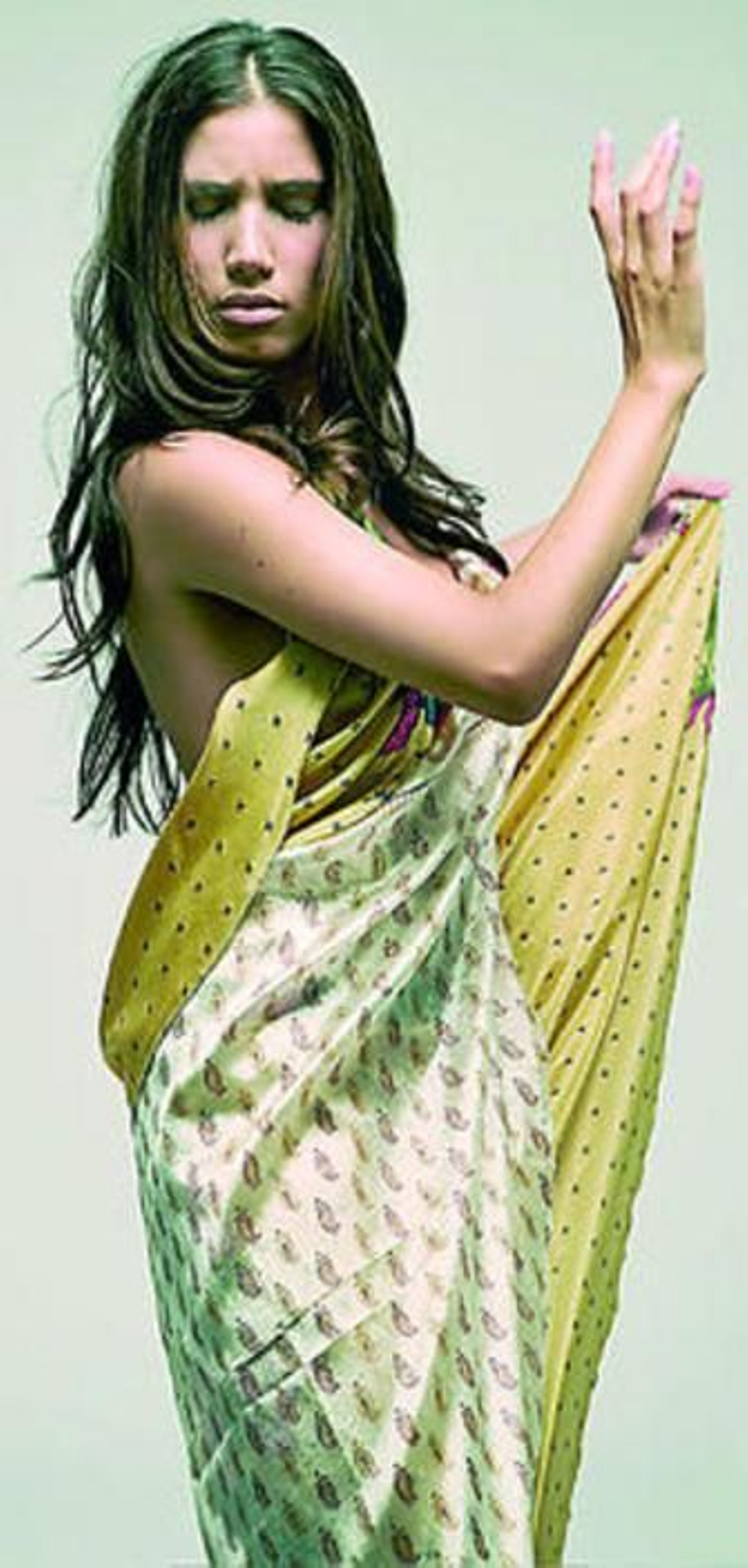 India Martínez, una imagen dulce y joven para el último vino La Ina