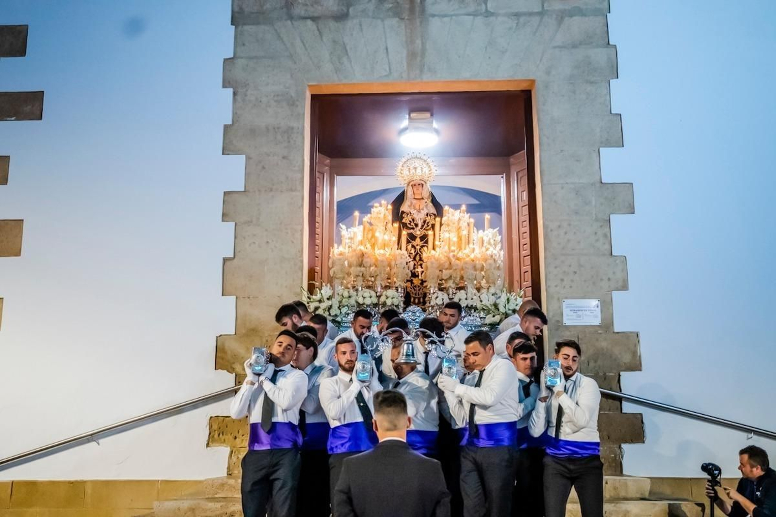 Salida procesional el año pasado de Nuestra Señora de los Dolores. Salida procesional el año pasado de Nuestra Señora de los Dolores.