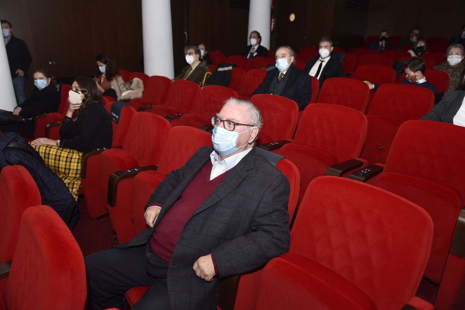 La presentación del libro de Carlos Navarro, sobre Luis Carlos Peris en imágenes