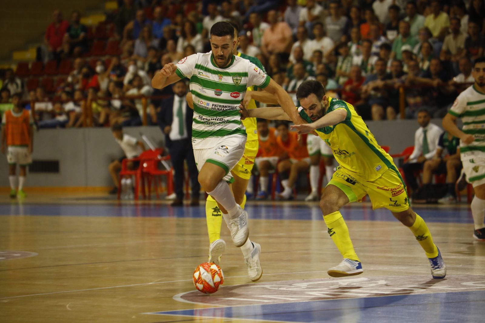 Las imágenes del empate entre el Córdoba Futsal y el Jaén Paraíso Interior