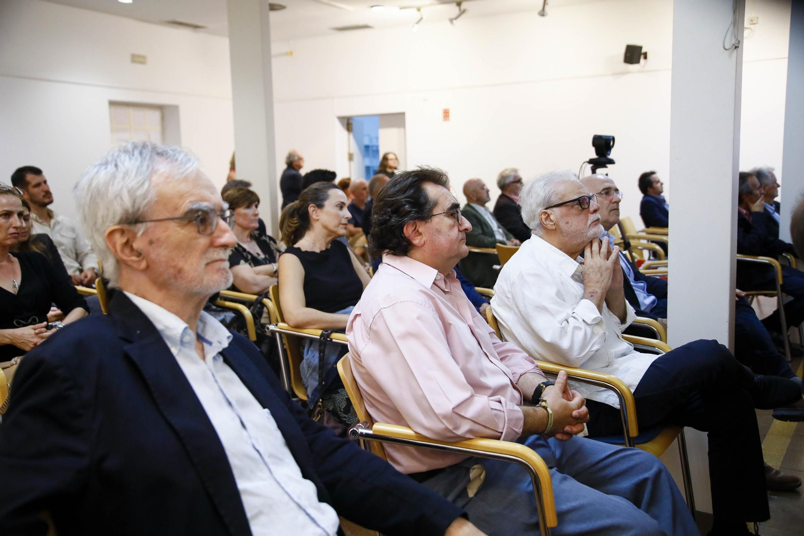 Imágenes del nombramiento como colegiado de honor a Santiago Alfonso en el colegio oficial de arquitectos de Almería