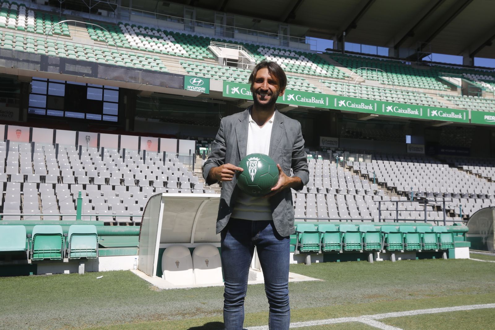 La presentación de Álex Bernal y Omar Perdomo con el Córdoba CF, en imágenes